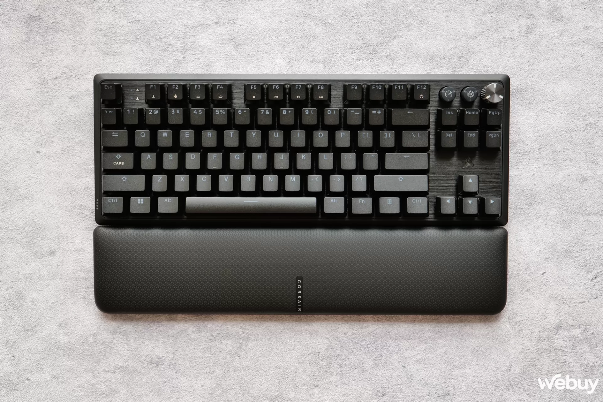 Trải nghiệm Corsair K70 Pro TKL: Nâng cấp lớn nhờ switch nam châm Hall Effect- Ảnh 6. Trải nghiệm Corsair K70 Pro TKL: Nâng cấp lớn nhờ switch nam châm Hall Effect- Ảnh 6.