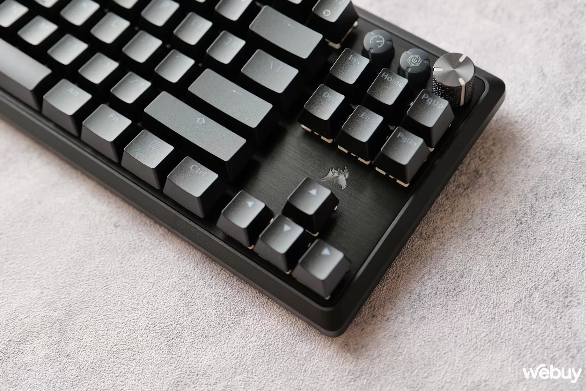 Trải nghiệm Corsair K70 Pro TKL: Nâng cấp lớn nhờ switch nam châm Hall Effect- Ảnh 7. Trải nghiệm Corsair K70 Pro TKL: Nâng cấp lớn nhờ switch nam châm Hall Effect- Ảnh 7.